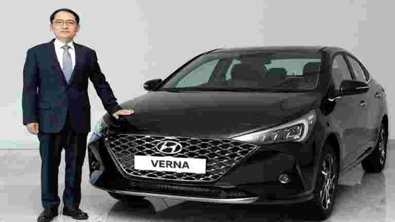 Hyundai从印度推出所有新凡尔纳，以9.3卢比