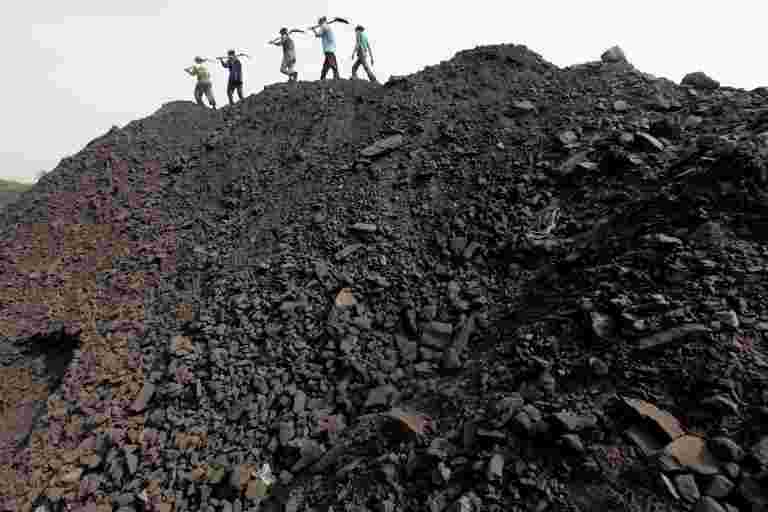 商业煤炭拍卖第4天：Fairmine Carbon，Chowgule和Company Bid最高为1矿