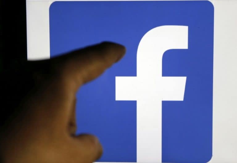 Facebook表现得像“数字歹徒”：英国议会报告