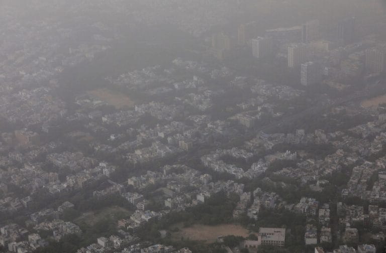 Delhi支持清洁能源开关的激励，以打击污染