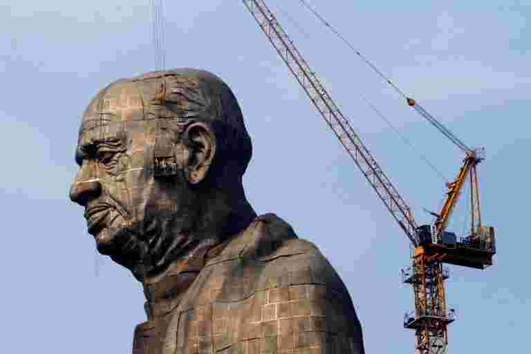 PM Modi Inaugurates Sardar Patel的'统一雕像'