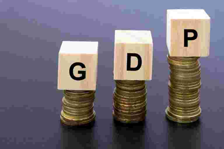 在Q2附近，GDP增长减少至Q2的7.1％