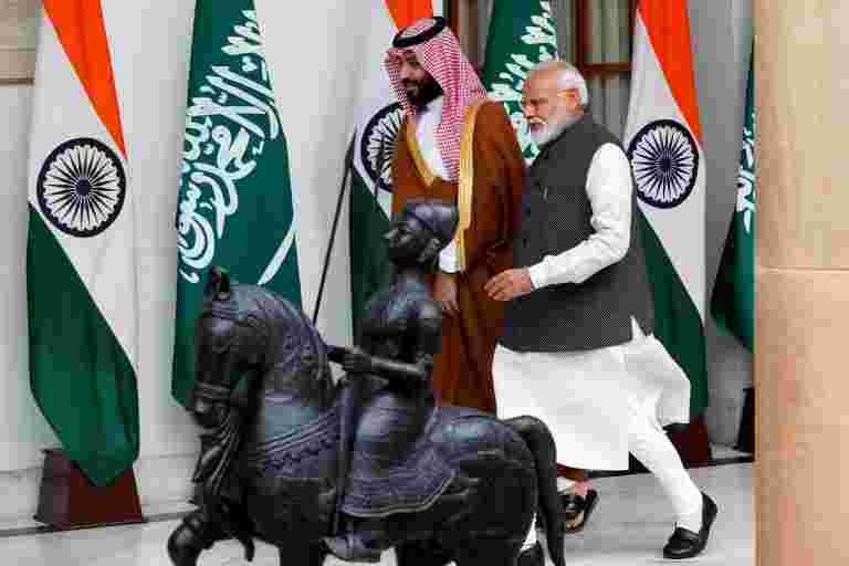 印度，沙特克墨水几项协议作为PM Modi迎接顶级领袖