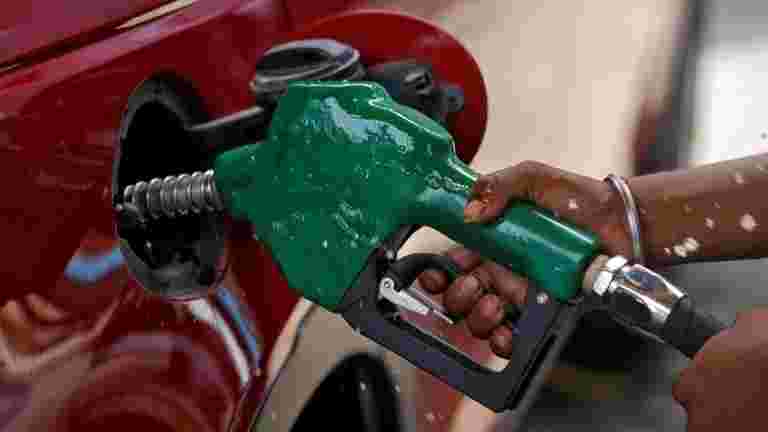 柴油价格在25杆上升后缩小新高