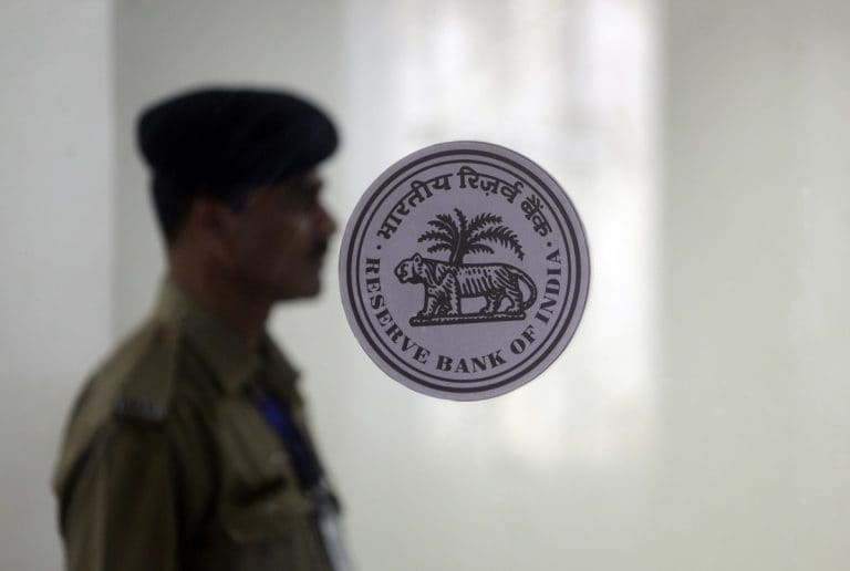 RBI举行会议在Shirdi的银行储存危机会议