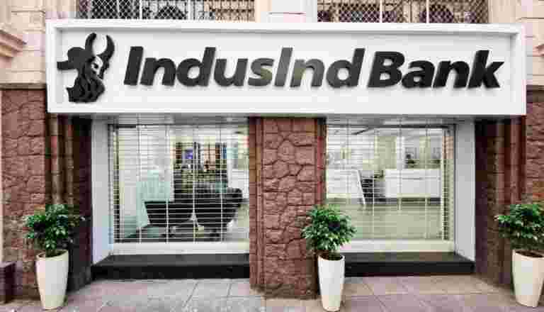 Edelweiss'Kunal Shah表示，55％的Indusind Bank中的企业滑行中的公务员滑球