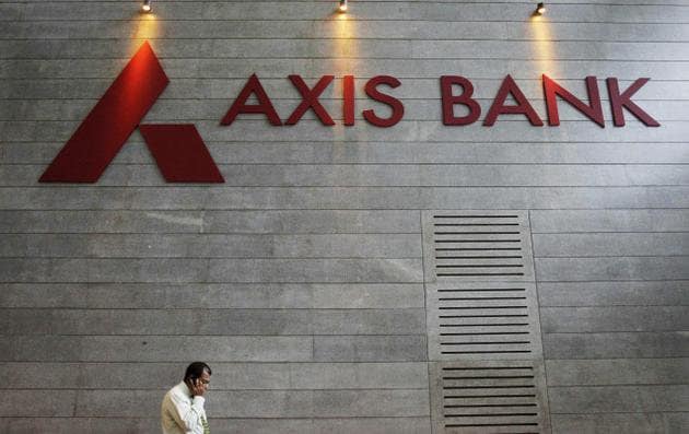 Axis Bank推出了演出的机会，目标高达15％的互换招聘中的备用工作模型