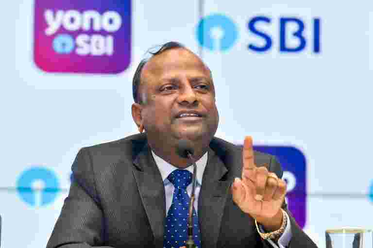SBI主席Rajnish Kumar表示，不是单一的公司已经接近我们进行重组进行重组