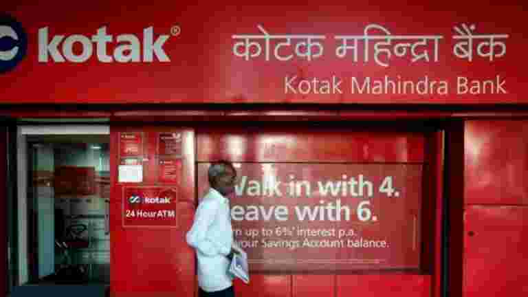 Kotak Mahindra Bank开放以收购机会;致电Indusind Bank合并报告'投机'